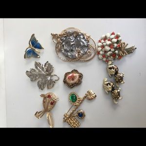 Vintage estate pin broche collection jewelry